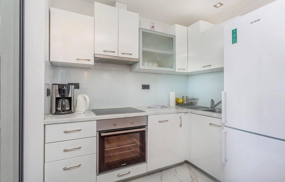 Awesome Home in Malinska With Wifi and 2 Bedrooms