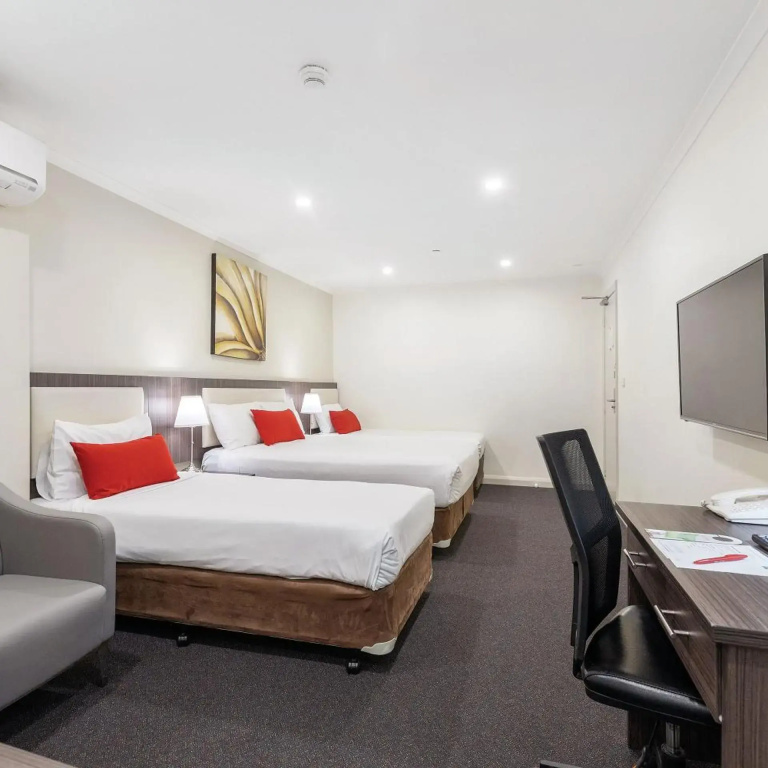 ibis Styles Kingsgate Hotel