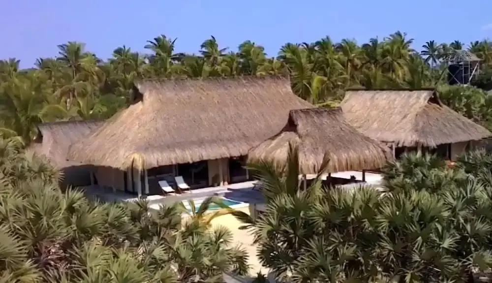 Sunset Villa - Beachfront Villa with Private Pool by Karula