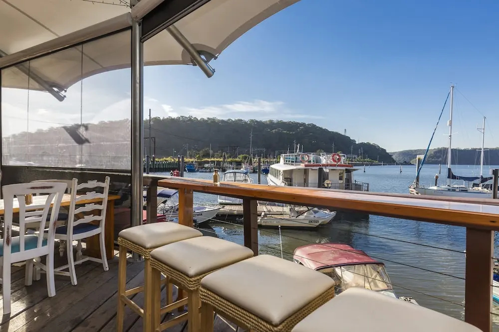 3 Bedroom Waterfront Penthouse on the Hawkesbury