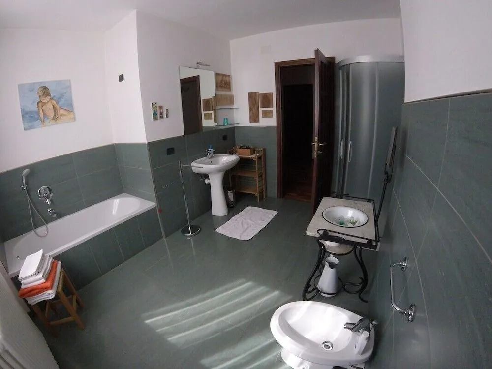 B&B Carunei