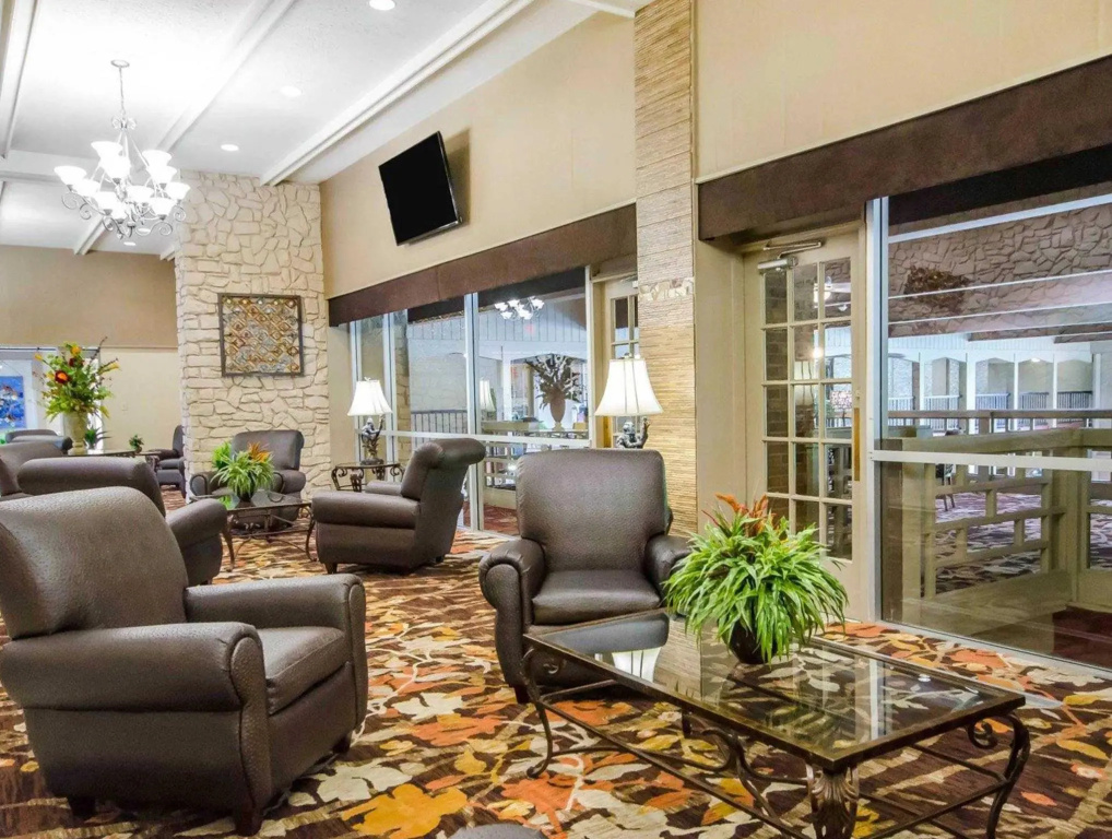 Radisson Hotel Louisville North