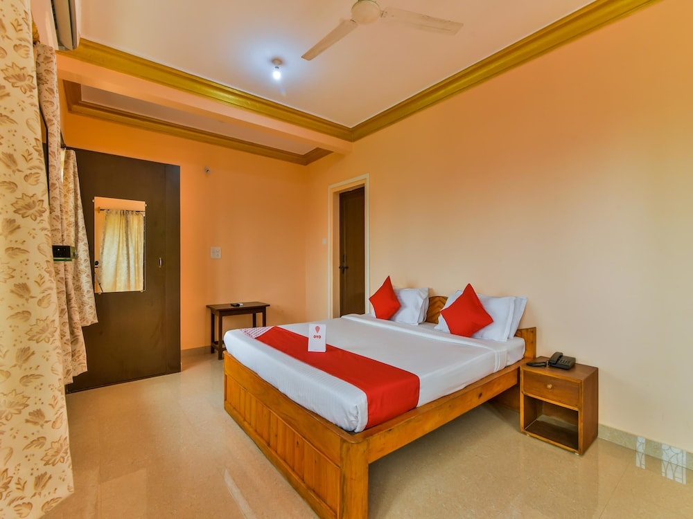 OYO 8041 Zac Beach Resort