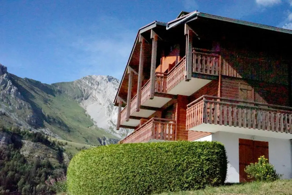 Grand-Bo: joli appartement sur les pistes avec vue