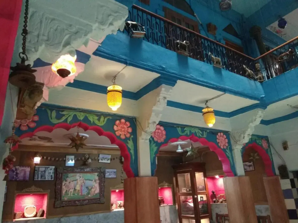 Yogis Guest House