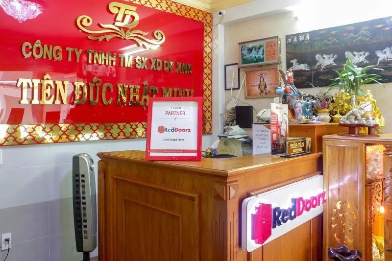Diamond Hotel CMT8 - Center SaiGon
