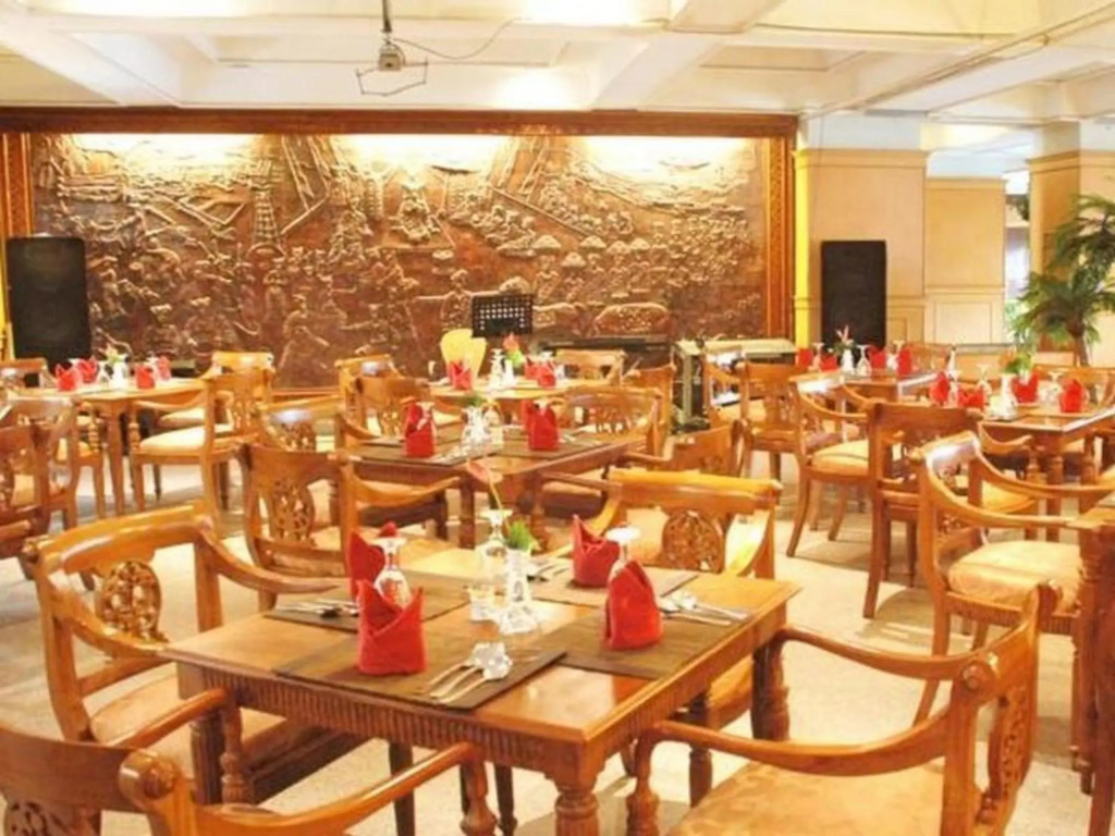 Royal Denai Hotel
