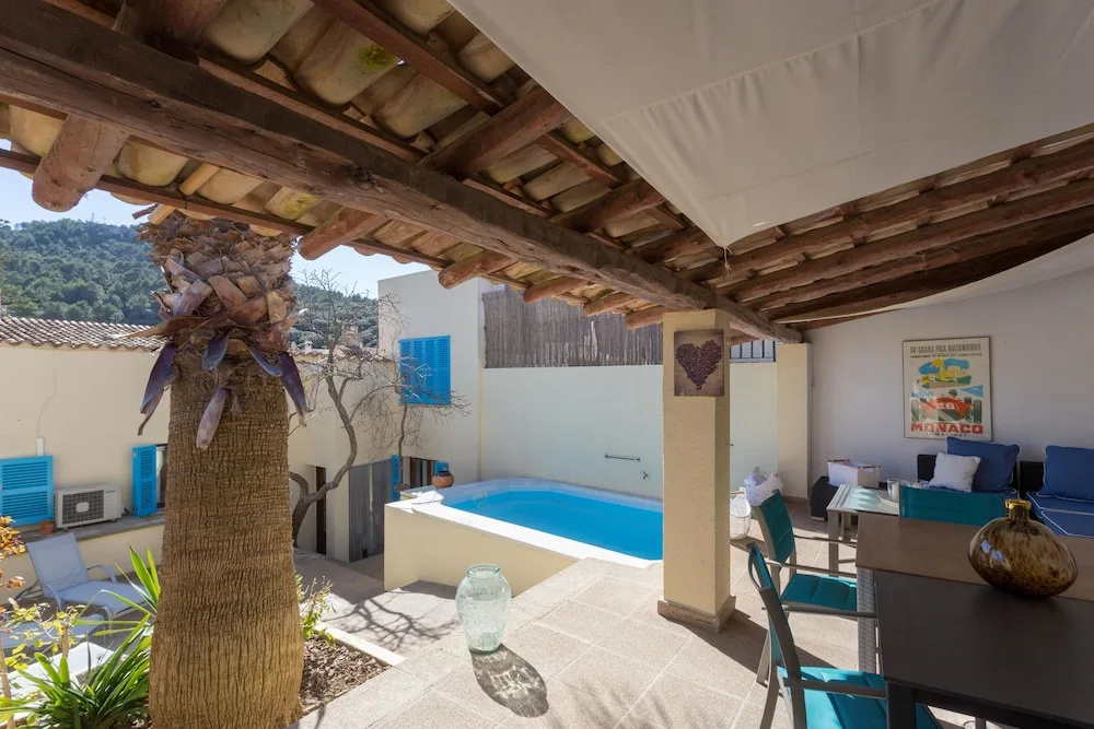 Can Cosset Holiday Home