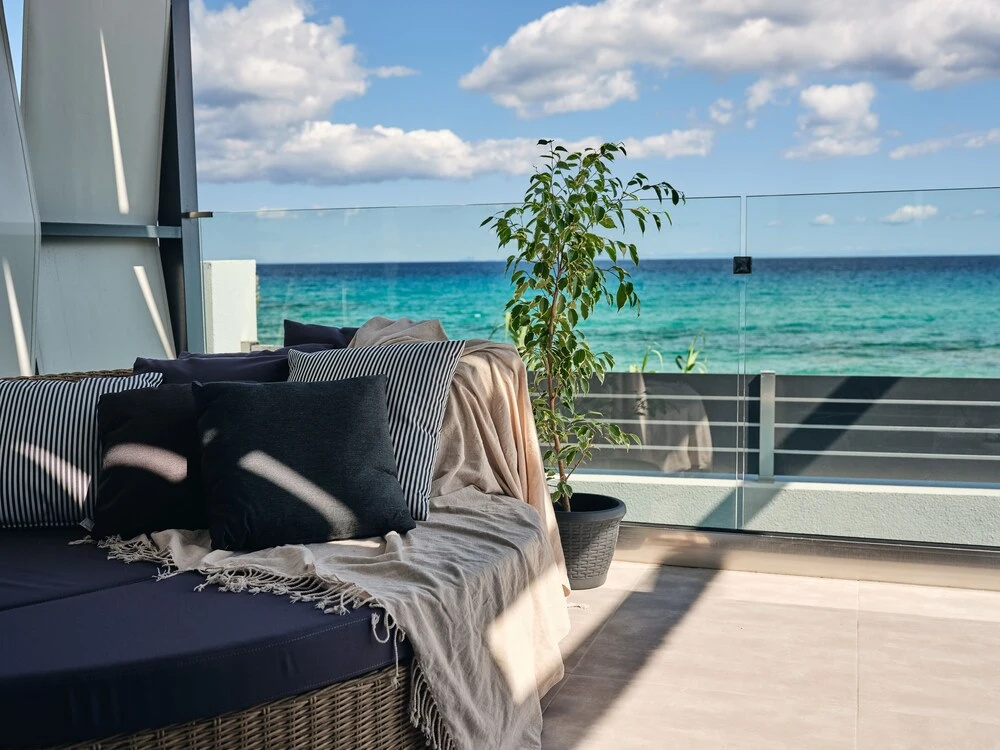 Blue View Villa - Coastal Elegance with Swim Spa, by ZanteWize