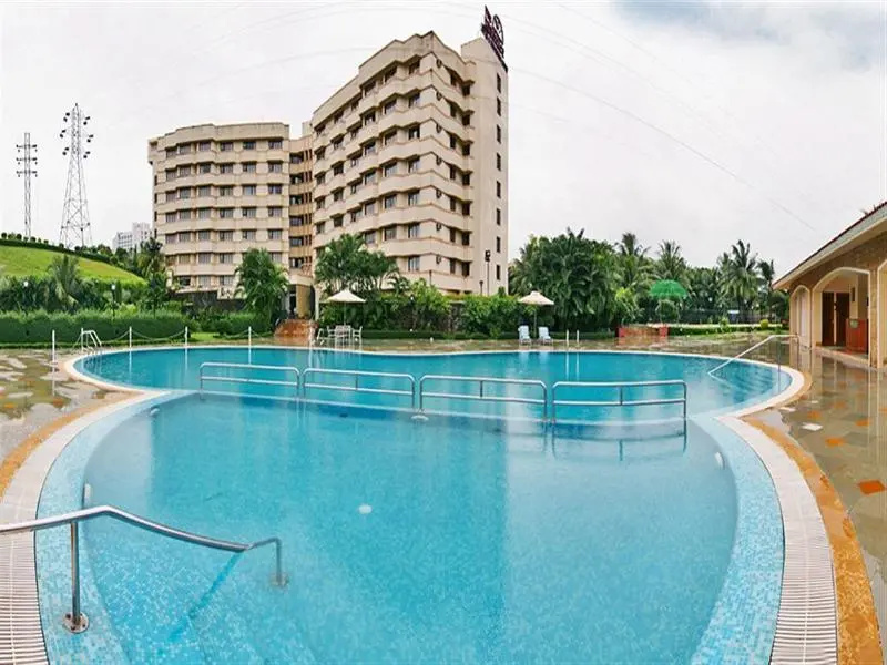The Residence Hotel & Apartments