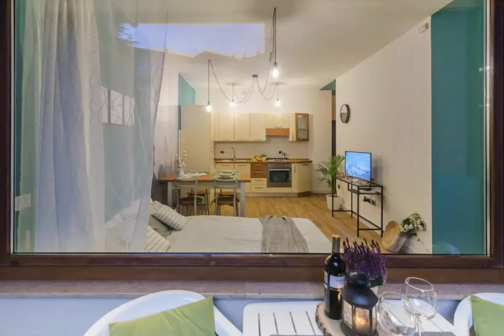 Interno 76