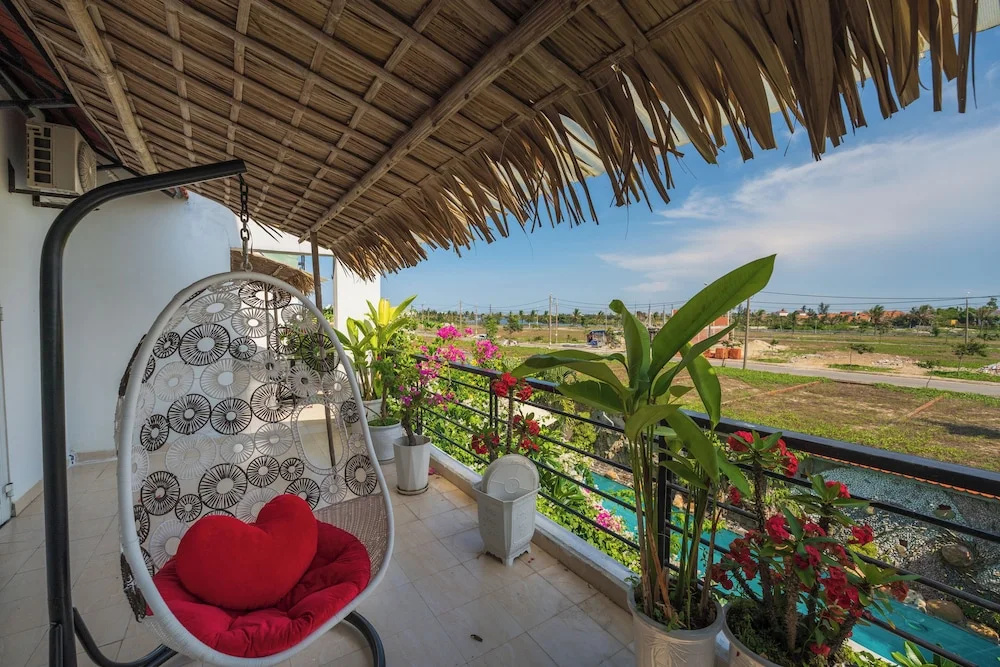 Yellow Daisy Villa
