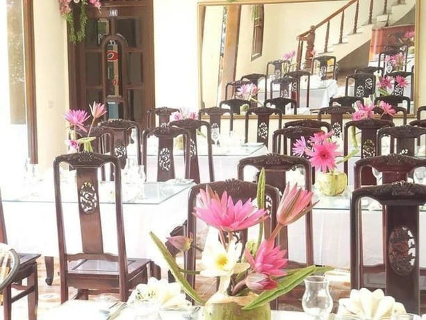 Anna Tham Hotel View