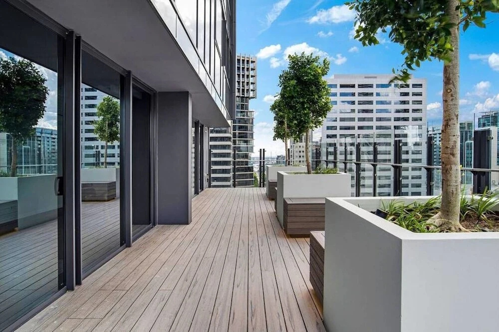 DreamHost Apartments at Carlson View