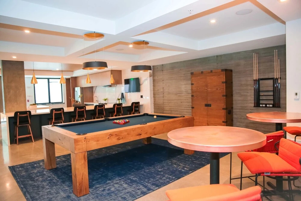 Fully Furnished Suites near Little Tokyo