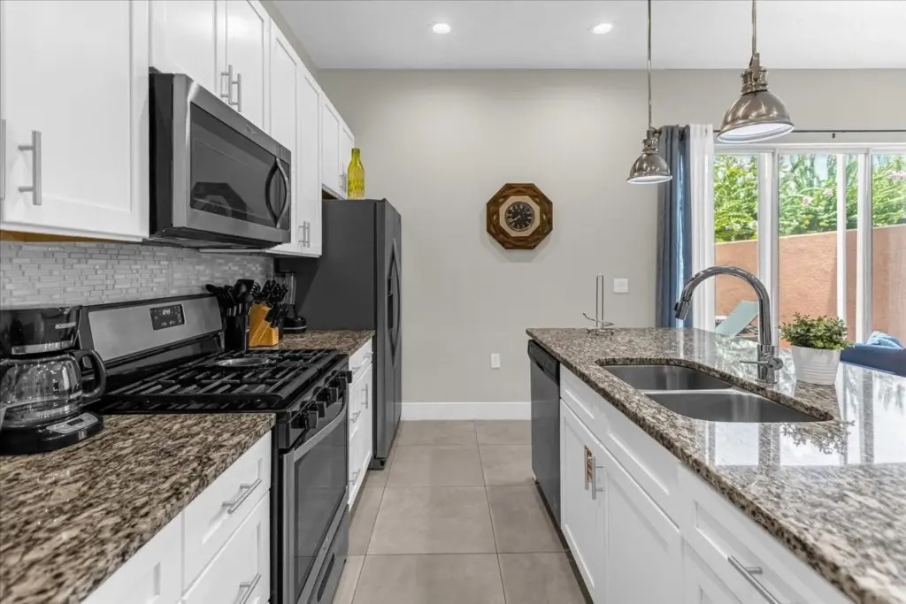 6 Bedrooms / 7 Bathrooms / Summerville (2626 SS), Kissimmee, US