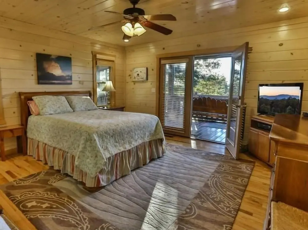Eagles Breeze Nevaeh Cabin Rentals