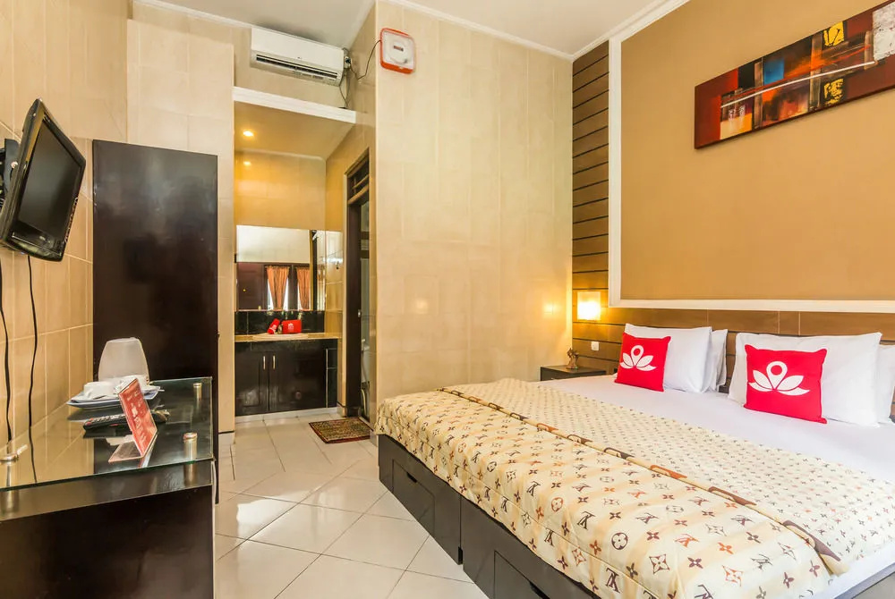 ZenRooms Kedonganan Bantas Kangin