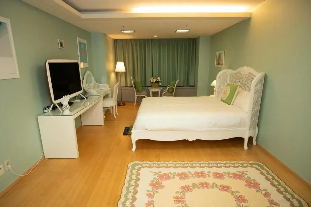 Numberone Guest Hotel