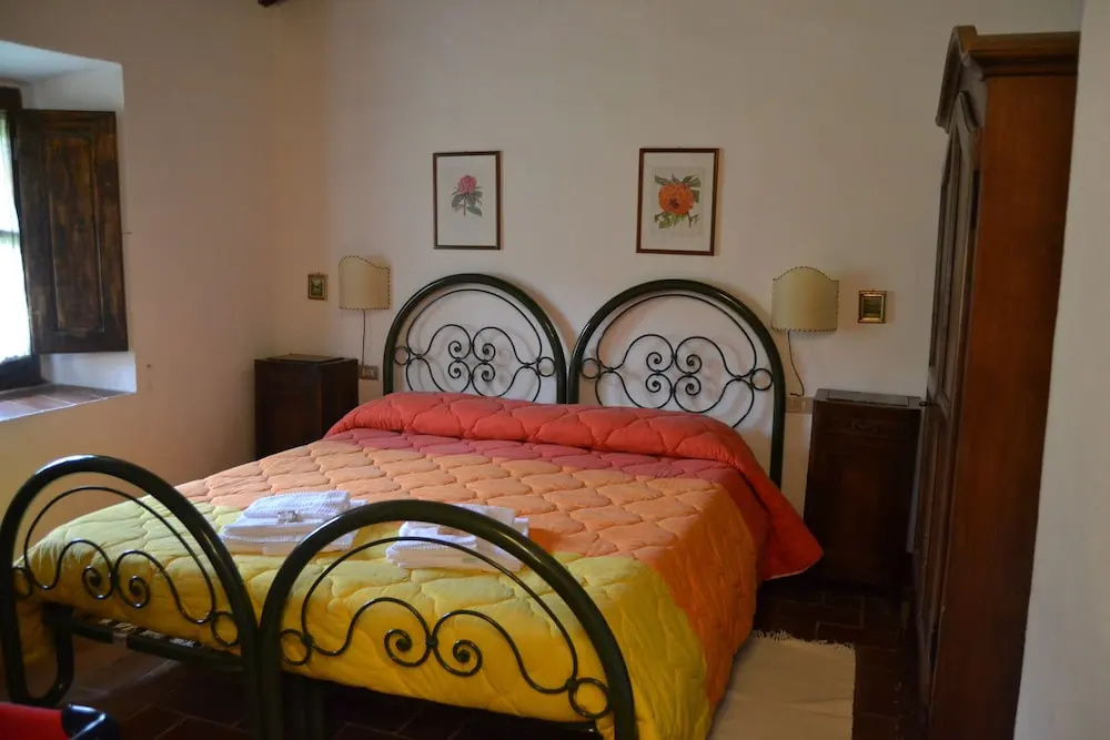 2 Cozy Rooms in Amazing Tuscany With Rustic Style