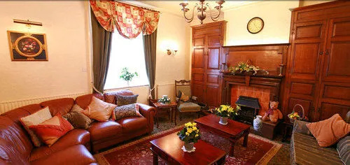 Drayton Court Hotel