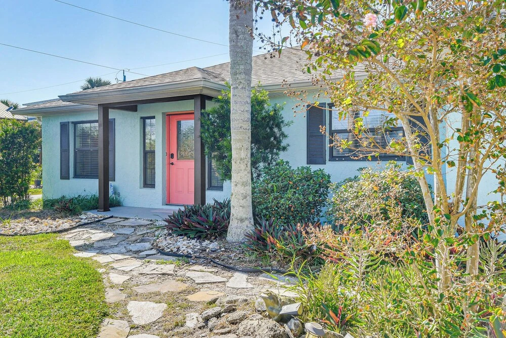 Walk to Beach! Palm Coast Oasis w/ Pool
