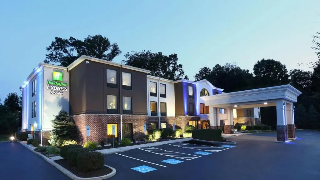 Holiday Inn Express Hotel & Suites West Chester by IHG