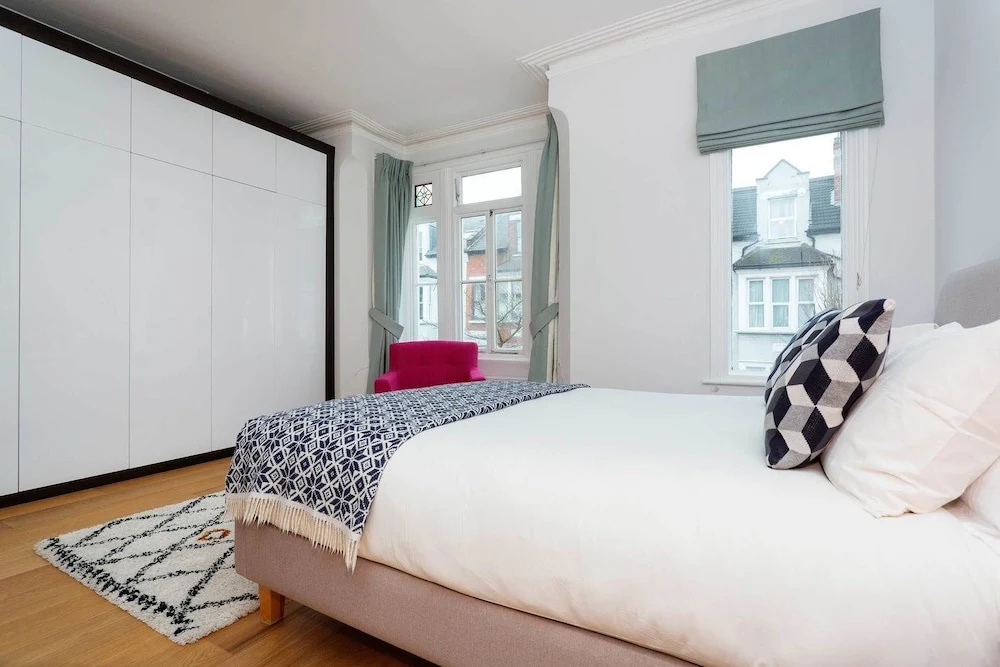 Highbury Dream House