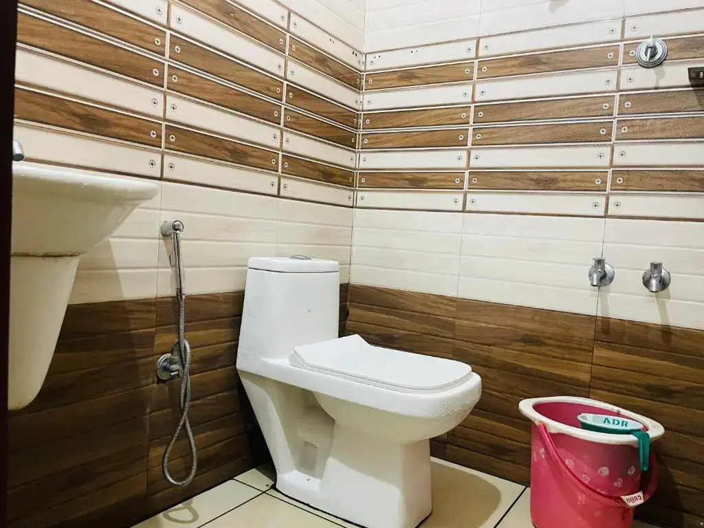 Clements Holiday Home By OYO Rooms