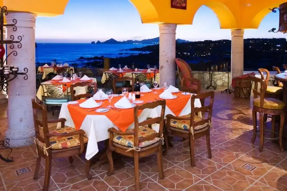 Paradise Family Suite Cabo San Lucas