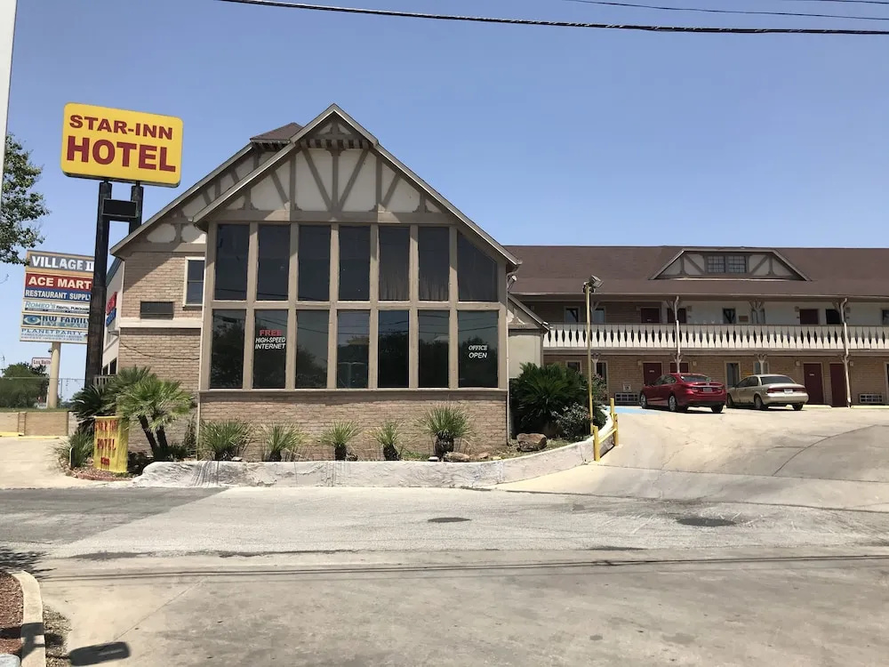 Star Inn Hotel