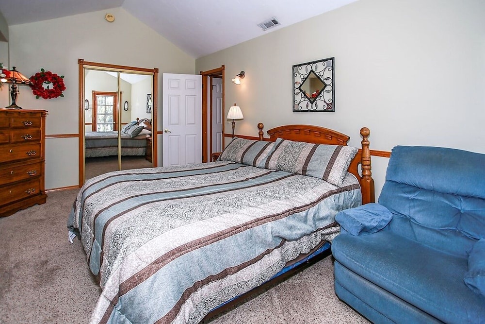 Great Spirit Escape 1476 by RedAwning