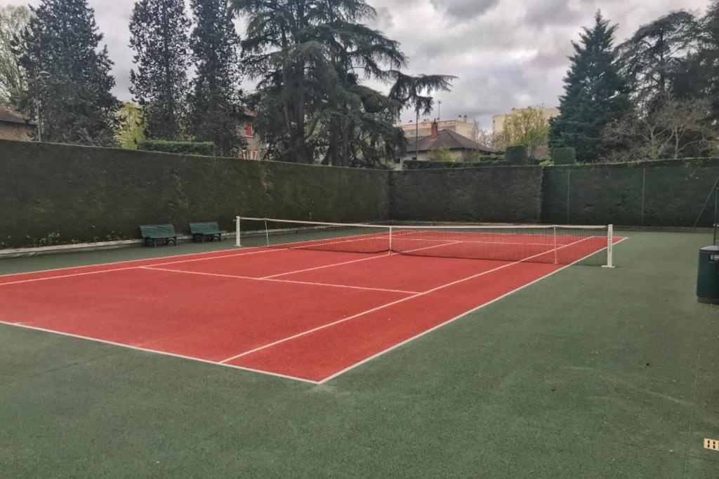 L'HAUTERIVE - Magnifique T3 piscine tennis Caluire
