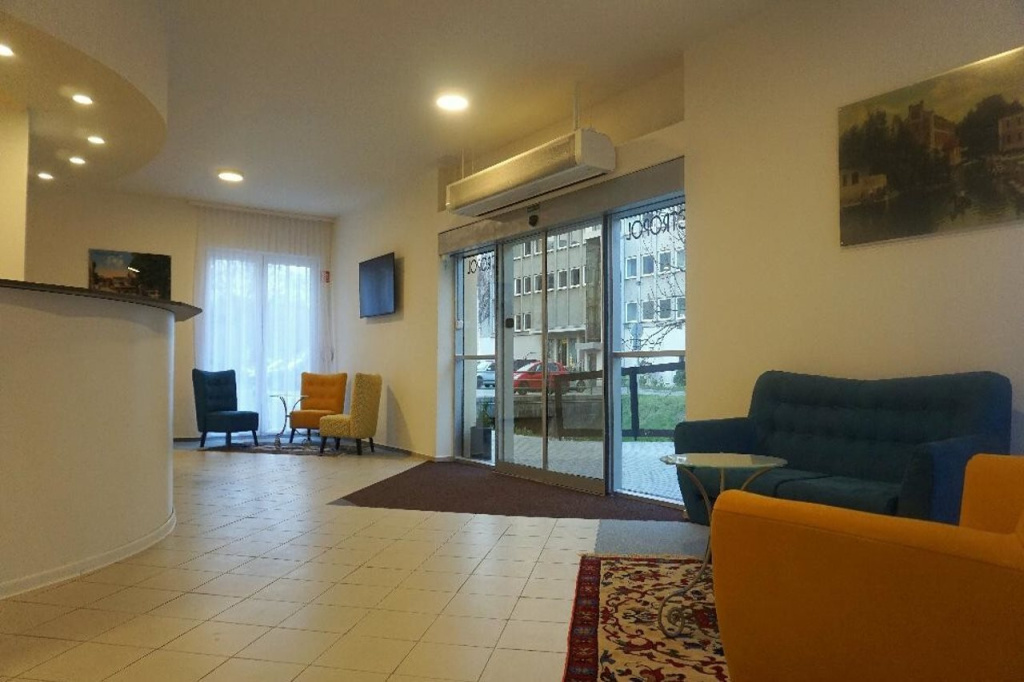 Hotel Metropol CB
