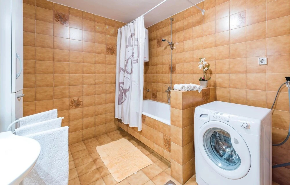 Beautiful Home in Rabac With Wifi and 2 Bedrooms