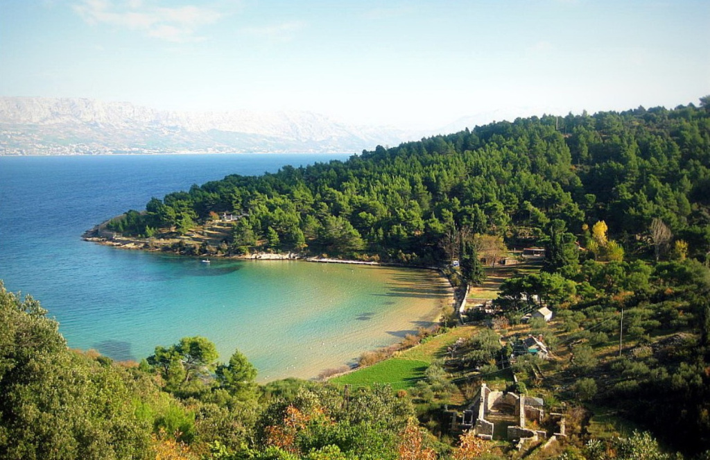Holiday house Lidija - Robinson House: Cove Lovrecina (Postira), Island Brac