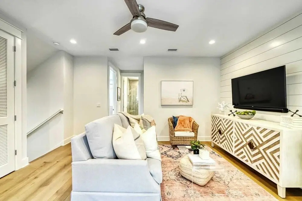 Amour La Mer by Avantstay Rooftop Patio, Pool Access, Walk to Beach