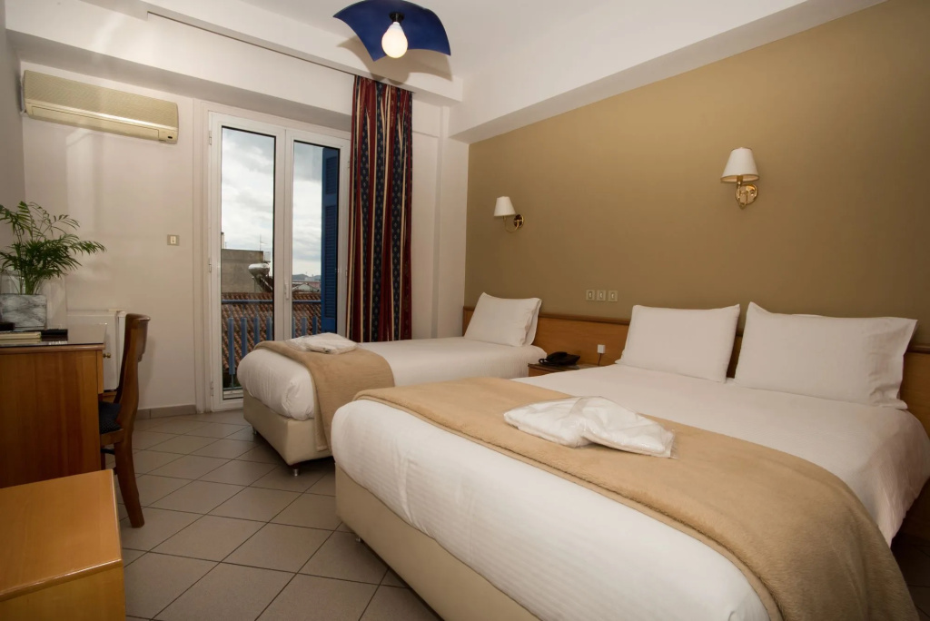 Morfeas Hotel