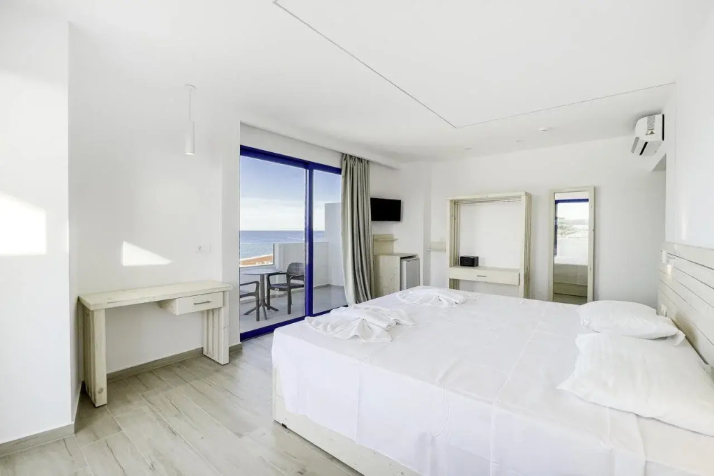 Raffaello Beach