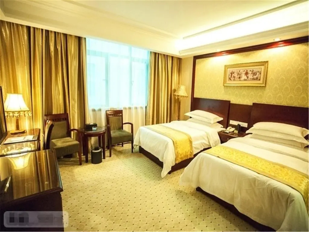 Vienna Hotel (Shenzhen Tianbao Road)