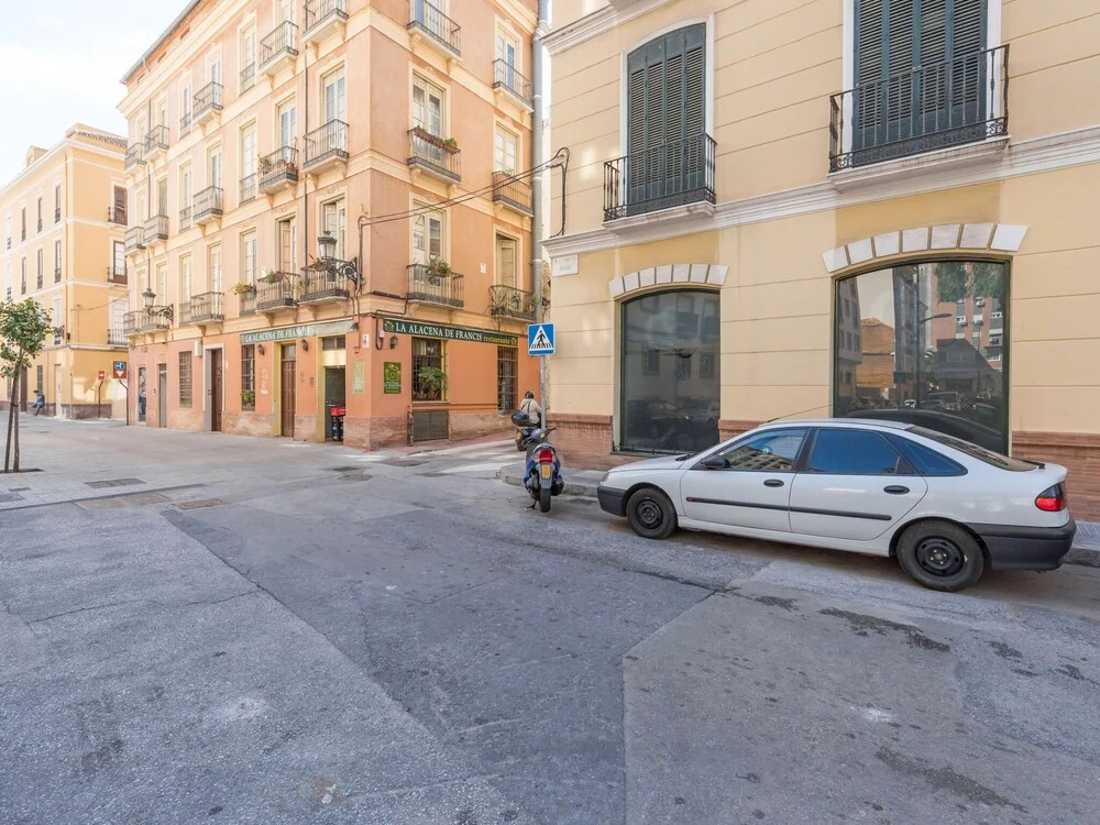 Montalban Suites. Luxury Apartment in the City Center
