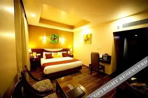 The Red Velvet Hotel Samarpan