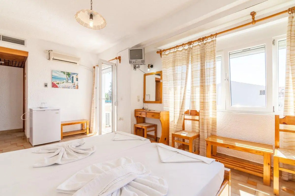 Paris Beach Hotel