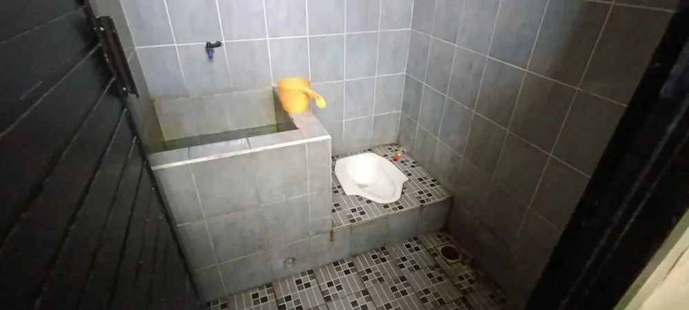 Hotel O Wisma Aluh AmbakNearPantai batu lima Asbullah tmbngn