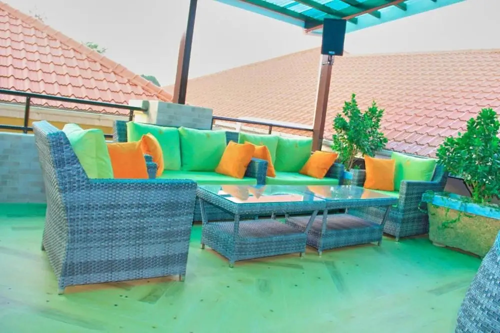 Golden Castle Hotel