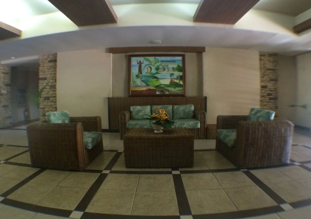 Subic Holiday Villas