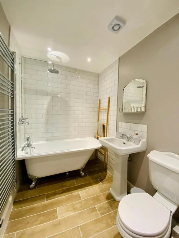 Nickleby Nook Broadstairs a Cosy Beach Apartment - Meters to the Beach!