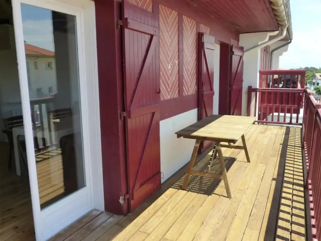 Hossegor plage Centrale- Appt 6 personnes dans une villa avec vue sur l 'océan
