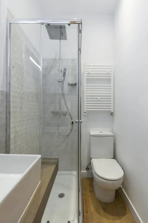 Dobo Rooms Zurbano I