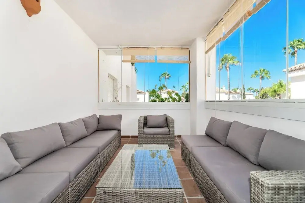 Family Beach Apartment With Pool